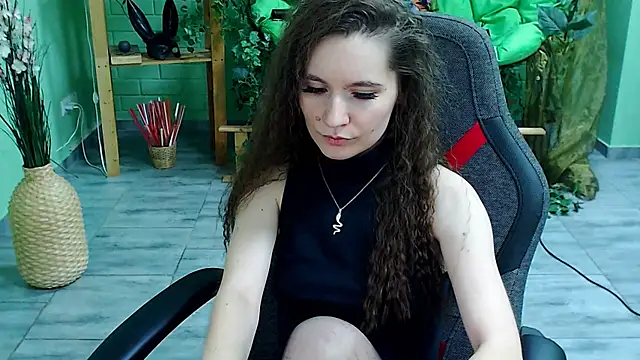 Miss Barbara  online show from March 17, 10:08 pm