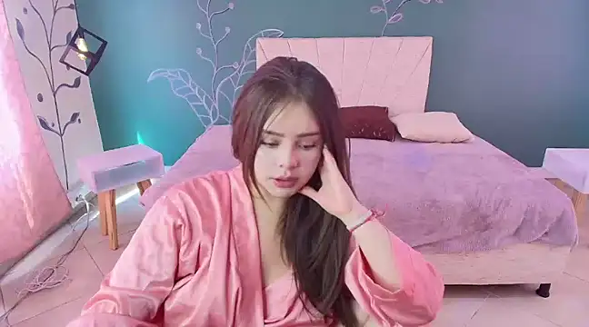 Snapshot of MariamCute_ chatting on March 3, 7:39 pm MariamCute online show from March 3, 7:39 pm