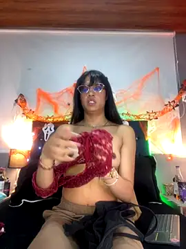 valentinabaez online show from October 29, 8:41 pm