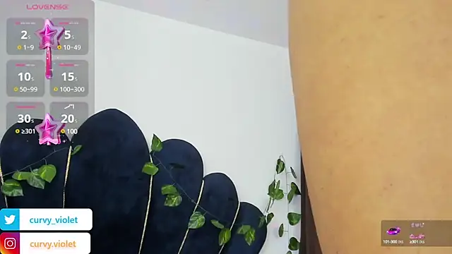 CurvyViolet online show from February 1, 11:31 am