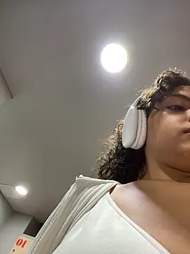 Nathcurly  online show from January 25, 2:47 am