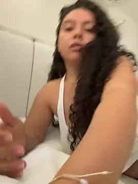 Nathcurly  online show from May 16, 3:27 am