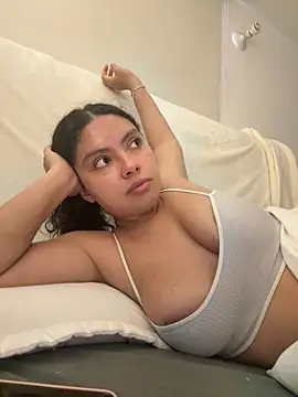 Nathcurly  online show from May 1, 9:09 pm