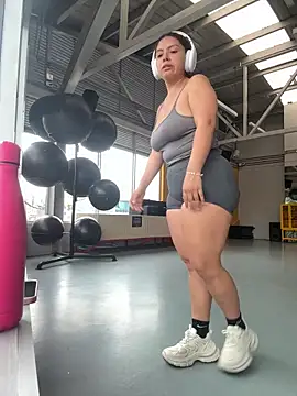 Nathcurly  online show from March 16, 8:11 pm