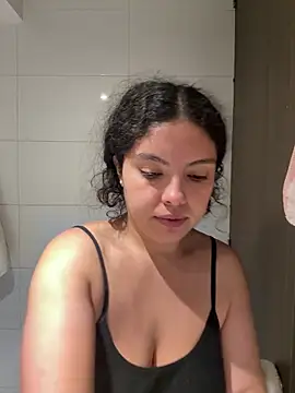 Nathcurly  online show from May 26, 1:15 am