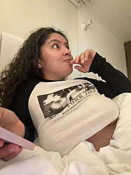 Nathcurly  online show from March 3, 10:06 pm