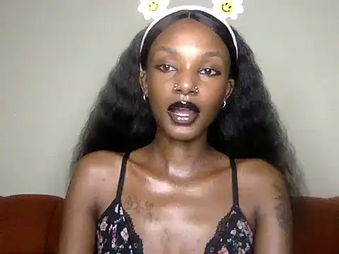 mavelous mia online show from June 27, 1:11 am