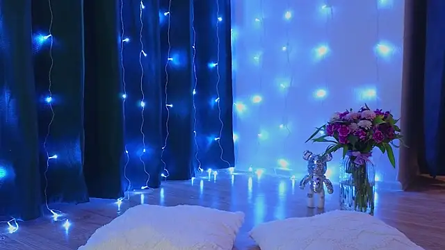 Snapshot of kristina_amurova chatting on November 27, 11:16 pm kristina amurova online show from November 27, 11:16 pm