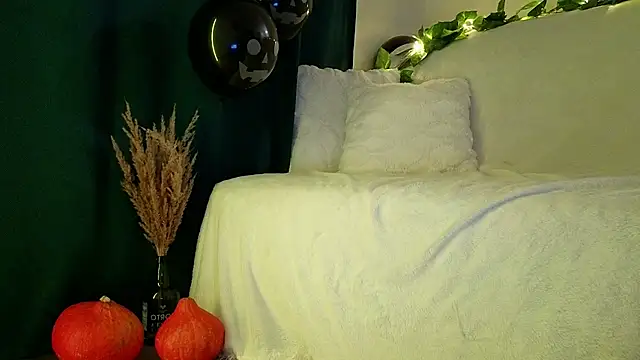 Snapshot of kristina_amurova chatting on October 31, 5:53 pm kristina amurova online show from October 31, 5:53 pm