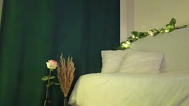 Snapshot of kristina_amurova chatting on October 30, 10:06 pm kristina amurova online show from October 30, 10:06 pm