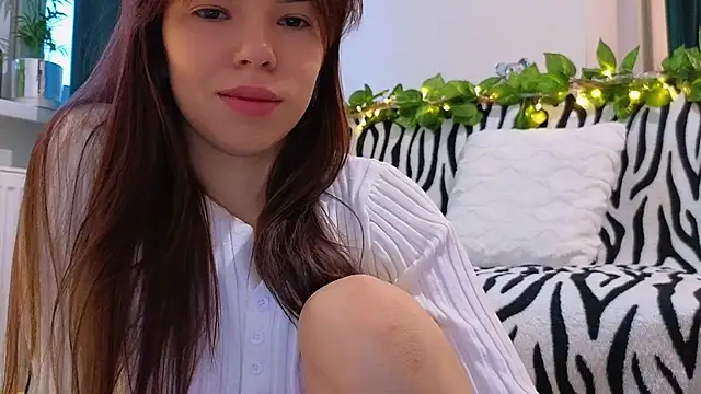 Snapshot of kristina_amurova chatting on November 9, 12:42 pm kristina amurova online show from November 9, 12:42 pm