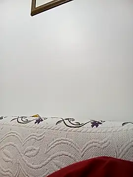 Snapshot of sonia1488 chatting on December 12, 7:48 pm sonia1488 online show from December 12, 7:48 pm