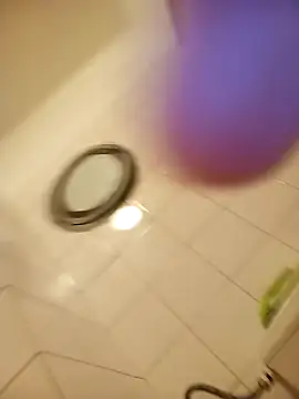 Snapshot of sonia1488 chatting on December 10, 6:38 pm sonia1488 online show from December 10, 6:38 pm