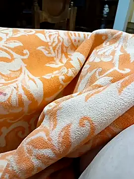 Snapshot of sonia1488 chatting on December 7, 10:06 am sonia1488 online show from December 7, 10:06 am