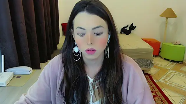 Snapshot of Sophie_Fantasys chatting on May 3, 7:46 am Sophie Fantasys online show from May 3, 7:46 am
