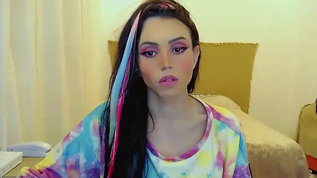 Snapshot of Sophie_Fantasys chatting on December 20, 6:16 am Sophie Fantasys online show from December 20, 6:16 am