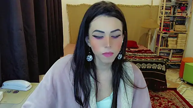 Sophie Fantasys online show from March 4, 4:31 am