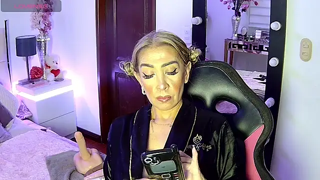 EvelinaGrey online show from November 22, 10:19 pm