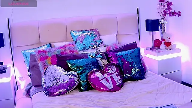 EvelinaGrey online show from November 6, 7:12 am