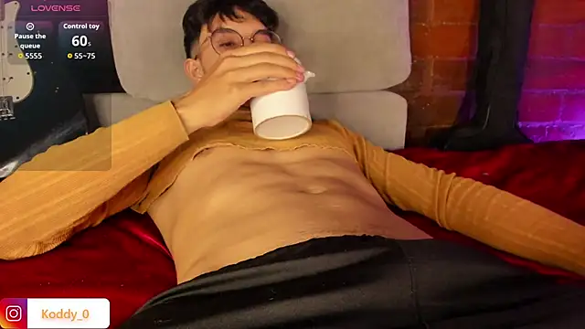 koddy 0 online show from November 4, 11:52 pm