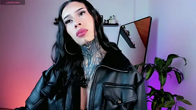 kali ka  online show from April 5, 8:15 pm