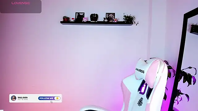 kali ka  online show from November 14, 8:01 pm