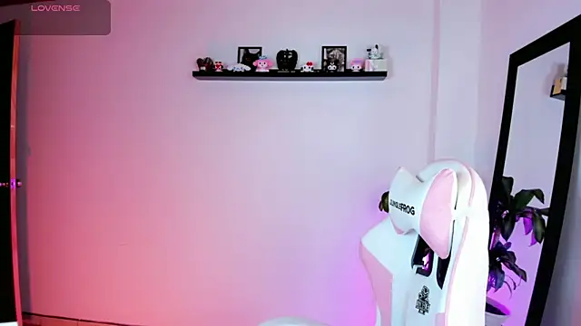 kali ka  online show from February 9, 9:02 pm