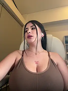 misslollipop04 online show from April 14, 3:00 am