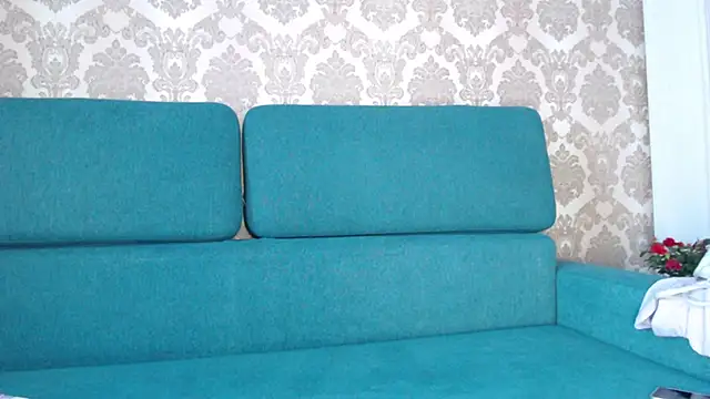 Louise Lavender online show from February 19, 5:16 am