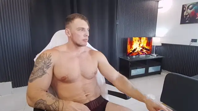 Snapshot of YourHotGreg chatting on June 7, 8:47 pm YourHotGreg online show from June 7, 8:47 pm