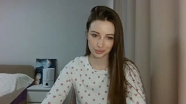 Jule Helen online show from March 25, 6:46 am