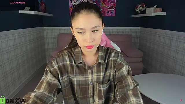 Snapshot of Anna_Way chatting on May 13, 1:01 am Anna Way online show from May 13, 1:01 am