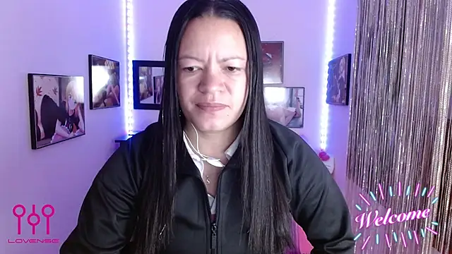 Cristal w online show from September 11, 1:00 pm