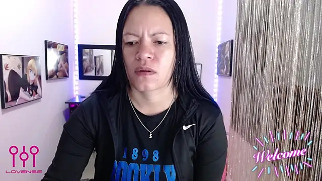 Cristal w online show from October 14, 12:50 pm