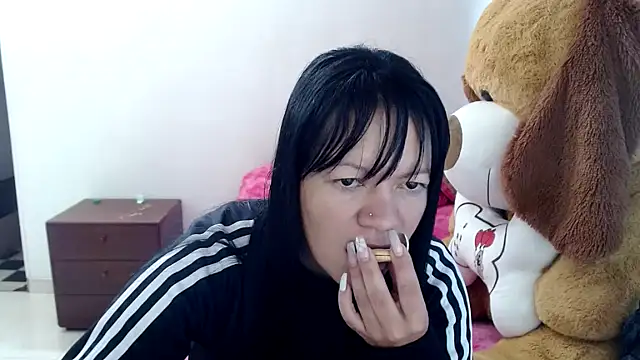 Cristal w online show from February 17, 2:58 pm