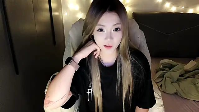 Snapshot of Jennie-007 chatting on September 10, 5:45 pm Jennie-007 online show from September 10, 5:45 pm