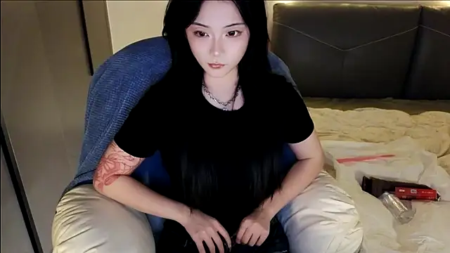 Snapshot of Jennie-007 chatting on November 18, 12:30 pm Jennie-007 online show from November 18, 12:30 pm