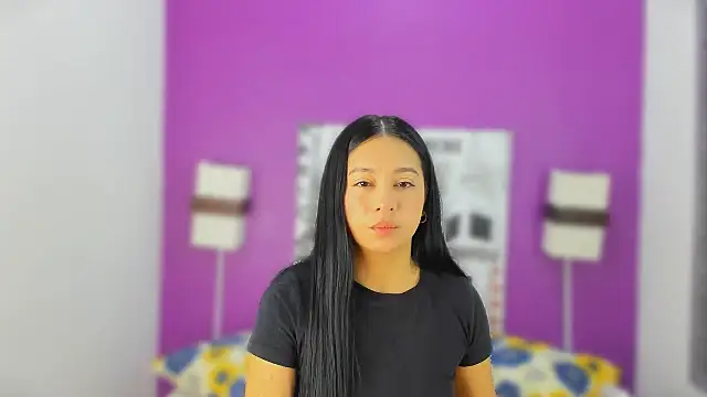 Lila Pinky online show from November 11, 12:44 pm