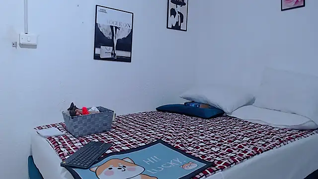 ClayrRosse online show from March 20, 12:33 am