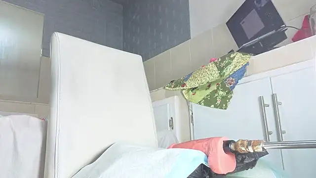 Emma Grace05 online show from May 27, 4:09 am