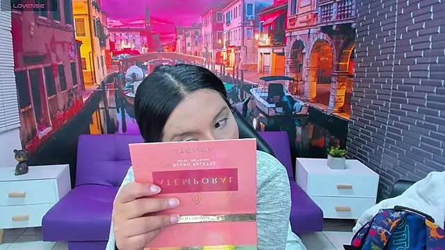 Small naughty  online show from November 11, 1:39 pm