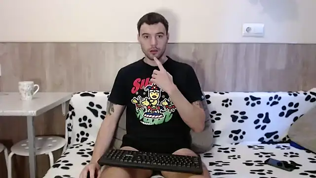 Snapshot of 28nick28 chatting on December 18, 8:53 am 28nick28 online show from December 18, 8:53 am