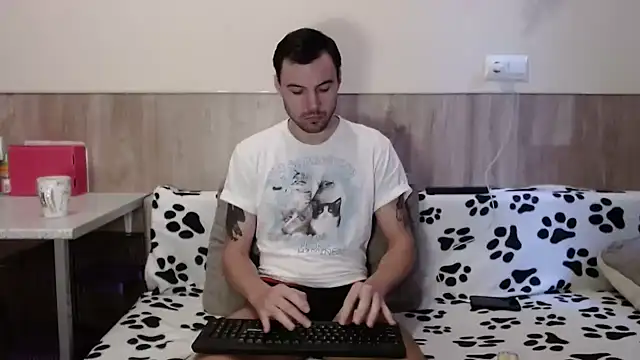 Snapshot of 28nick28 chatting on January 15, 9:56 am 28nick28 online show from January 15, 9:56 am