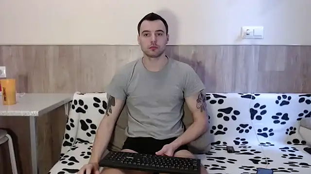 Snapshot of 28nick28 chatting on February 13, 9:30 am 28nick28 online show from February 13, 9:30 am