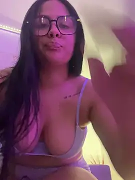 Snapshot of KattyPortman chatting on January 26, 12:37 am KattyPortman online show from January 26, 12:37 am