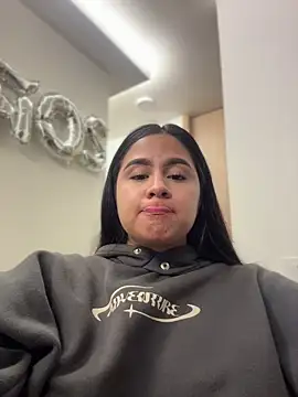 KattyPortman online show from April 2, 2:30 am