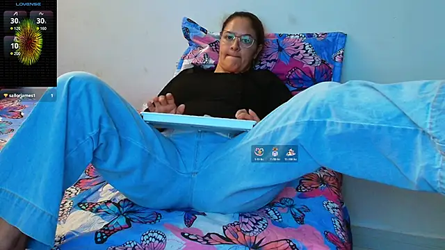 mrsmaira online show from February 20, 6:57 pm