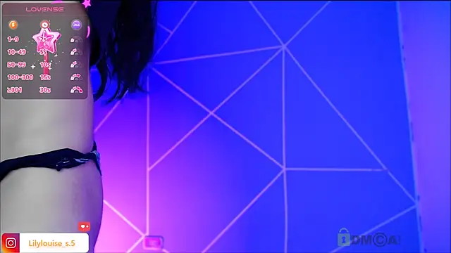 lilylouisee online show from November 8, 11:19 pm