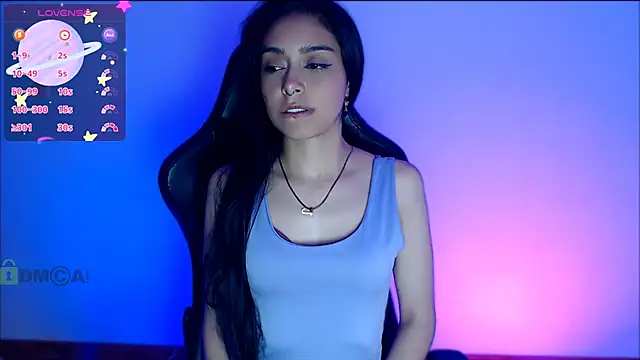 lilylouisee online show from February 13, 8:24 pm