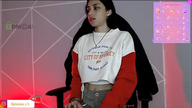 lilylouisee online show from March 17, 10:46 pm